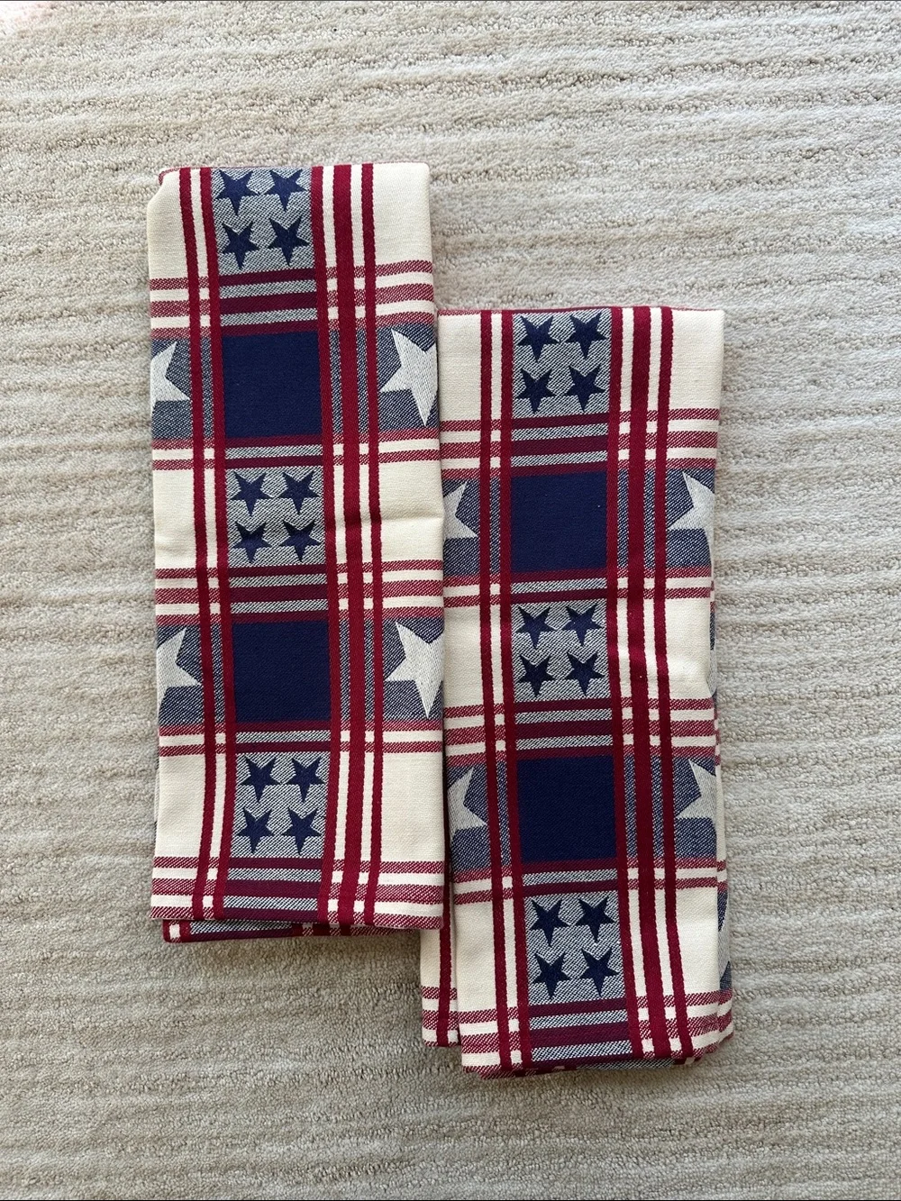 NWOT Set of 2 Pampered Chef Patriotic Kitchen Towels Plaid Star Red Blue Retired